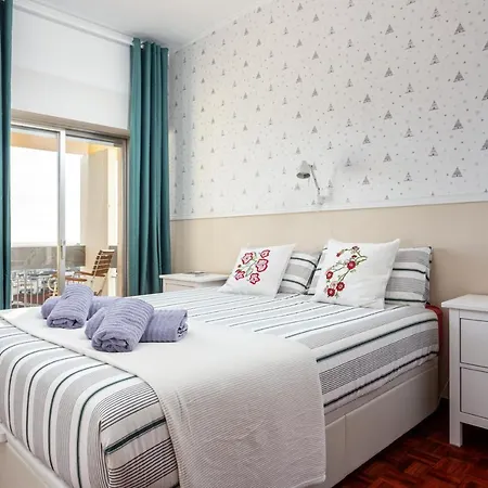 Apartment Skyline Blue Dream *